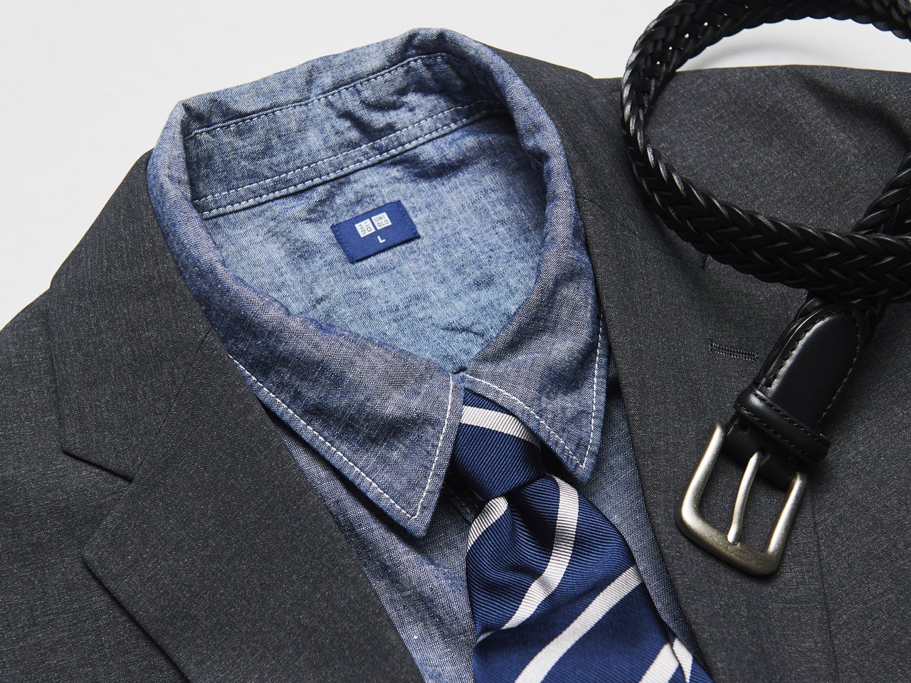 全身「ユニクロ」ビジカジなジャケットコーデ④の寄りカット