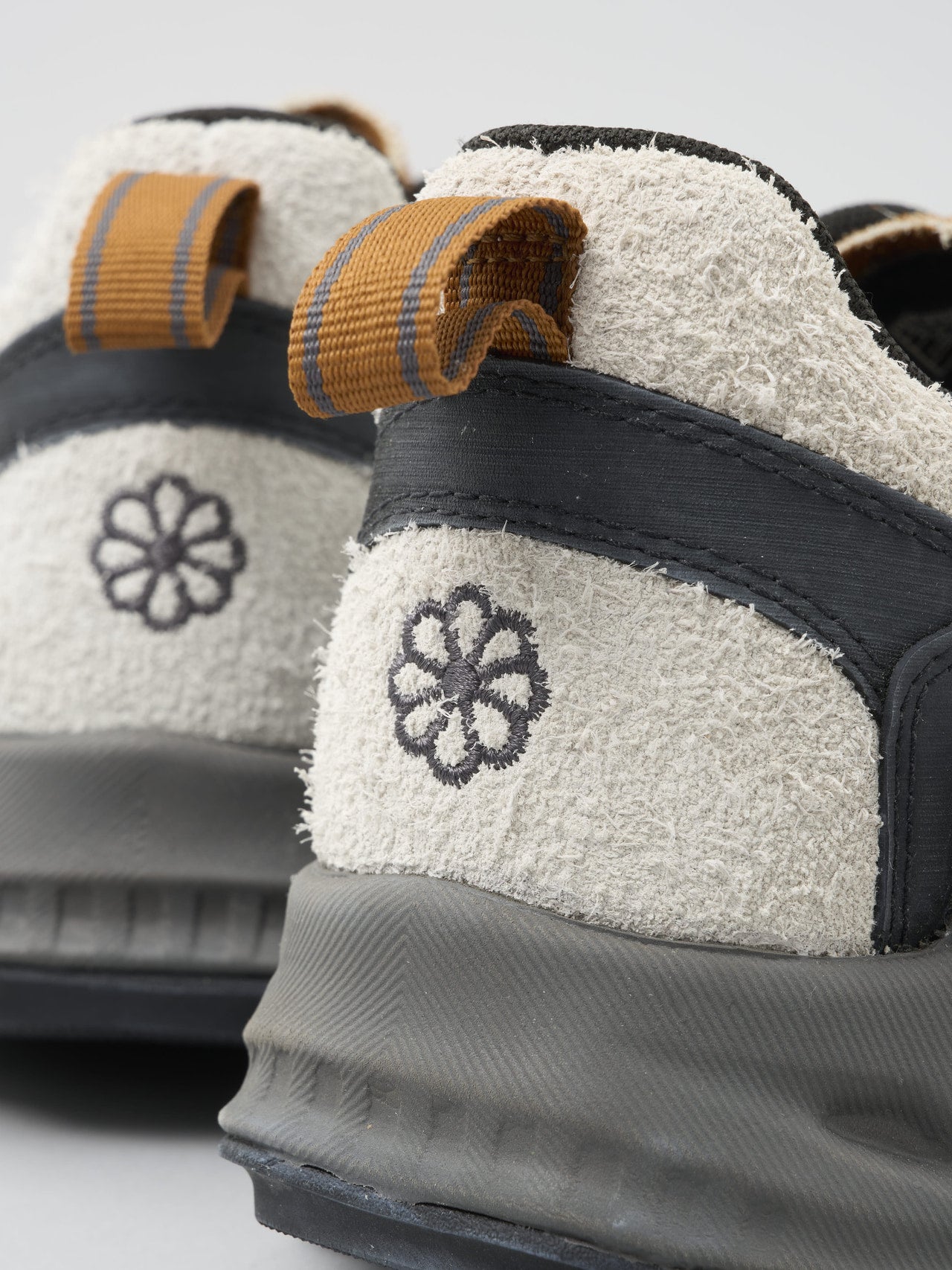 KEEN JASPER ZIONICのヒールアップ