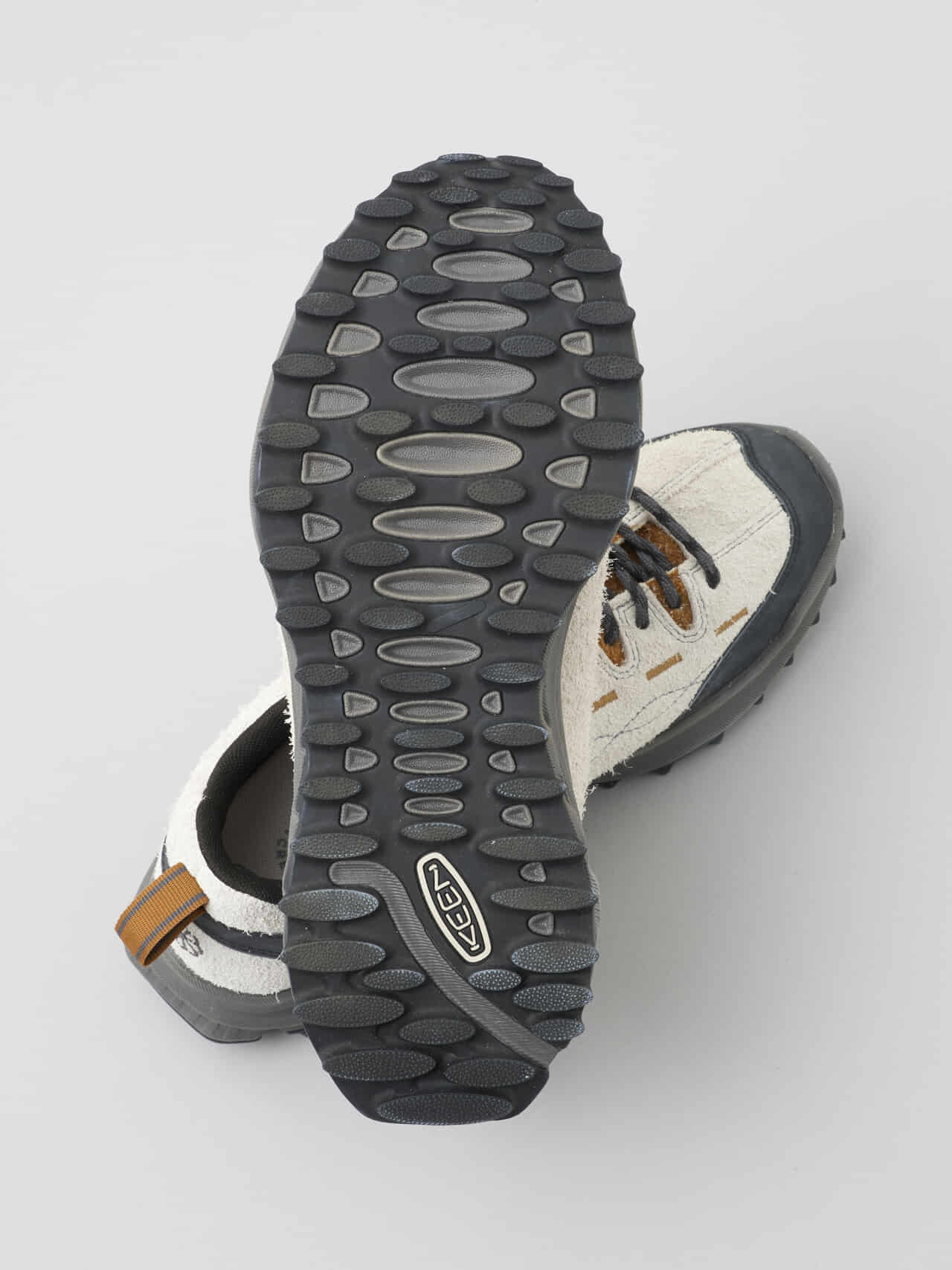 KEEN JASPER ZIONICの裏