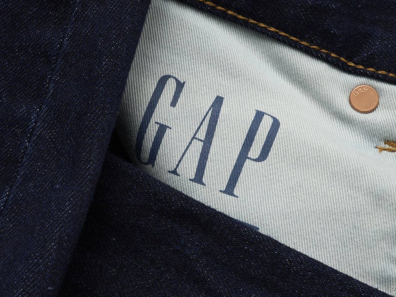 【Gapの裏名品】１万円以下で流行りのバレルシルエットを楽しむならこのデニムで間違いない！／バギーバレルデニム