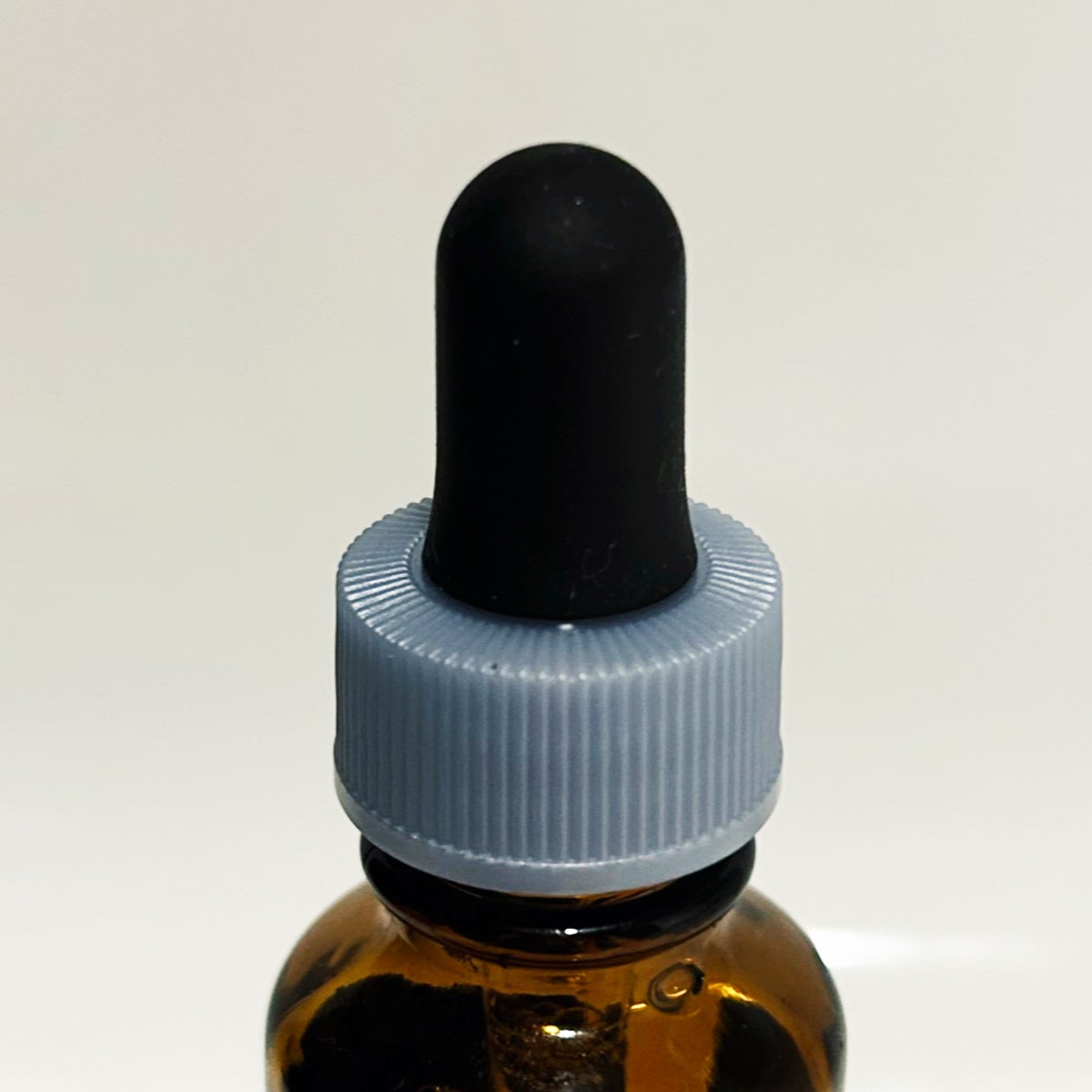 エディターが愛用するオバジC 10セラム　キャップ