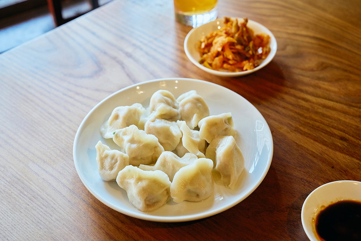 東京・乃木坂にある手作り餃子の店「蓮月」