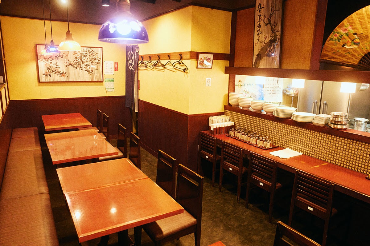 東京・赤坂 中華料理店「金葉庭」店内