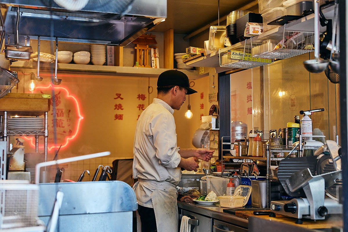 【東京・中野】叉焼専門ラーメン店「福籠叉焼」店主1