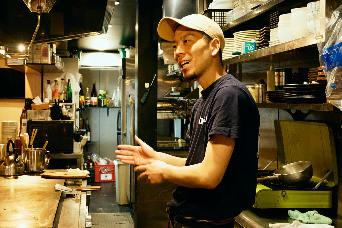 千歳烏山のお好み焼き店「遊人里」店主2