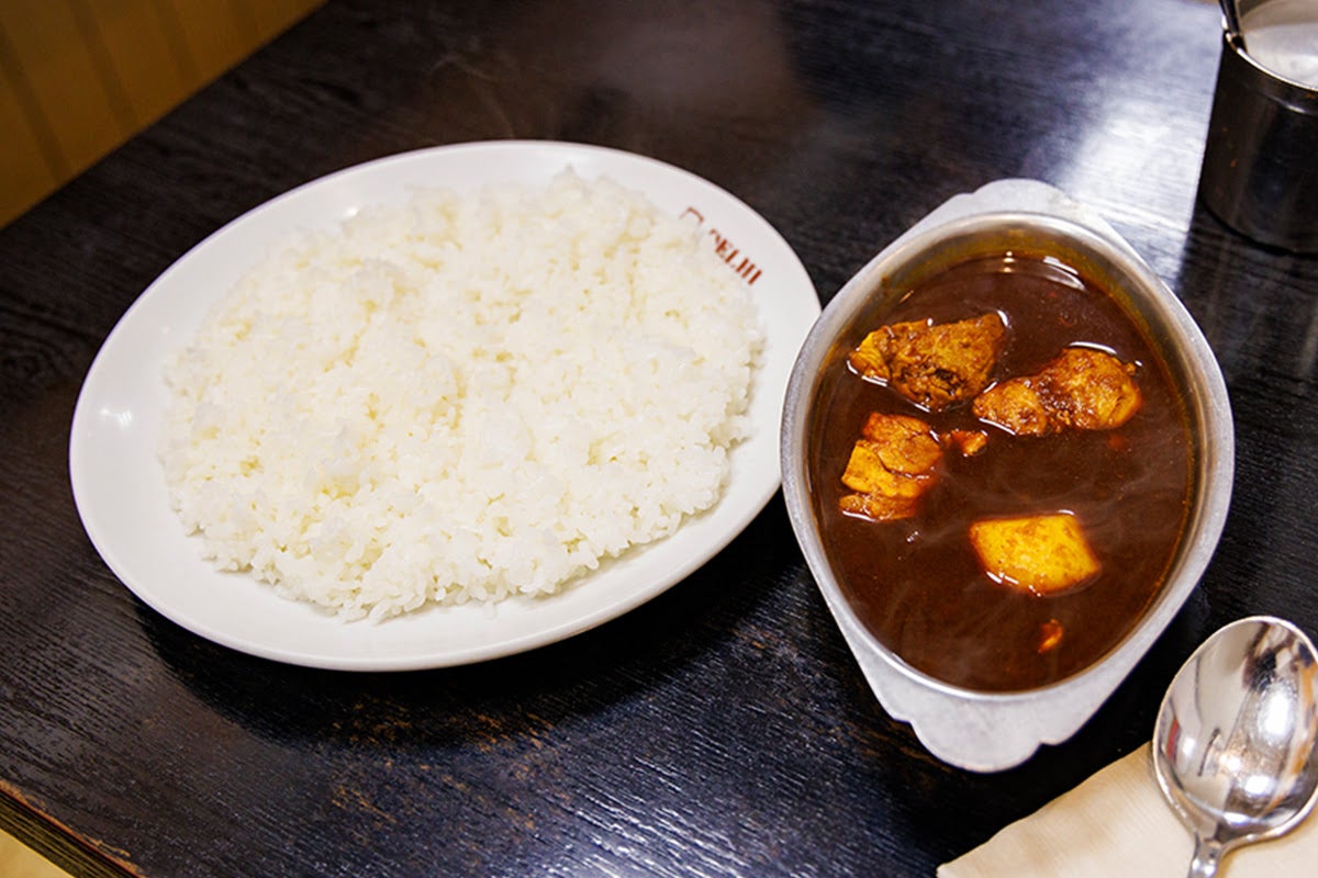 「デリー」上野店カレー