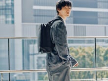 最高の“シゴデキ”バッグ。GOOD GOODS ISSEY MIYAKEの新シリーズ「JABARA」はオンオフOKで容量も自由自在。街にも旅にもちょうどいい！