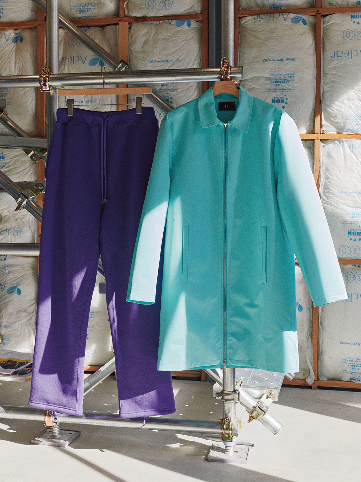 ZEROZEROコートとパンツ