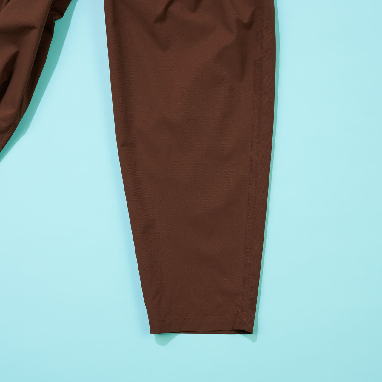 エディター愛用のColumbia(コロンビア)のクリスタルロックパンツの裾