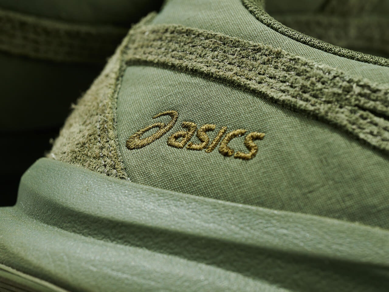 asics LIFEWALKER HERITAGE　ロゴアップ