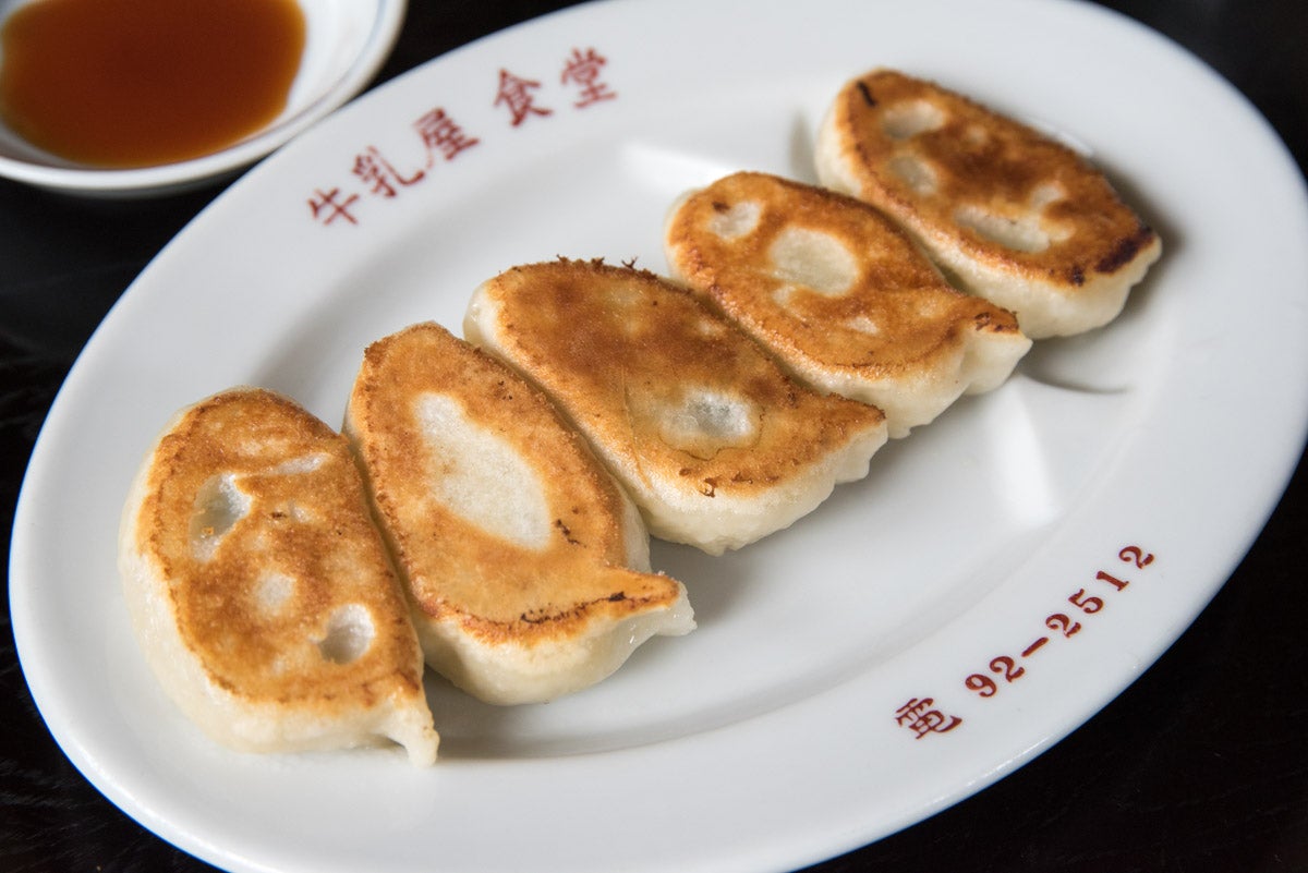 福島県会津若松市『牛乳屋食堂』餃子