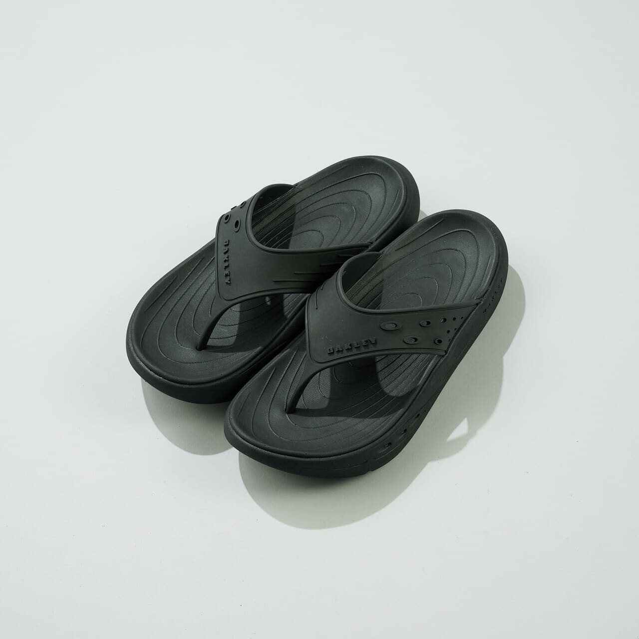 Oakley Studio Flip Flop サンダル 上
