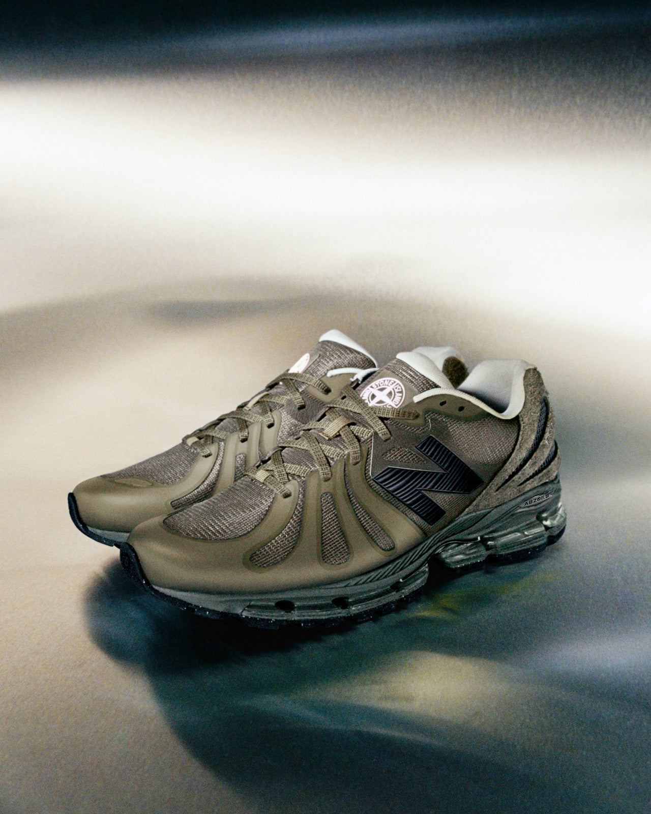 07 Stone Island_New Balance SS'026 ABZORB 1890 Trainer_2
