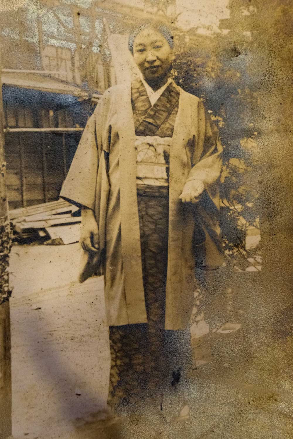 千葉県・習志野市「レストランあけぼの」初代となる石橋イシさんのモノクロ写真