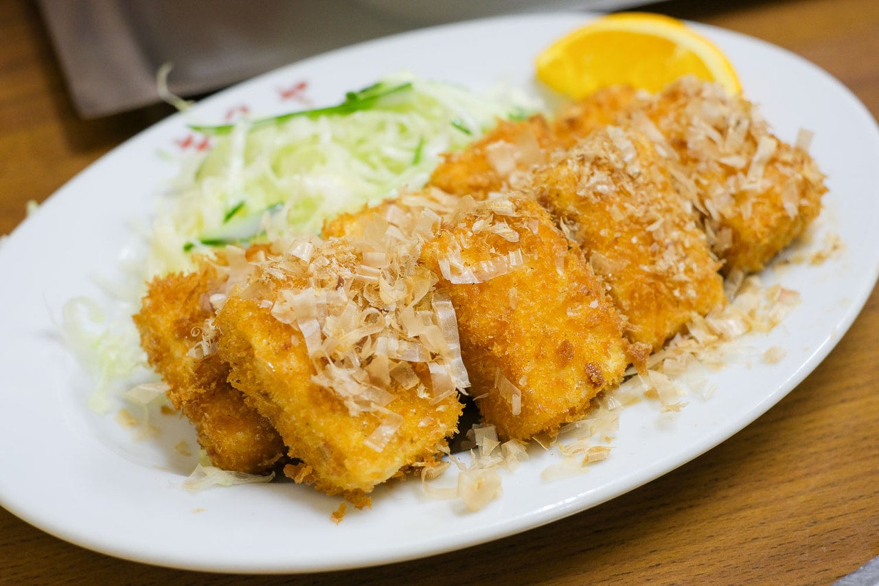 青森県八戸市『キクヤ食堂』豆腐フライ