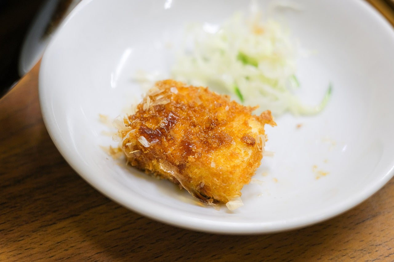 青森県八戸市『キクヤ食堂』豆腐フライ2