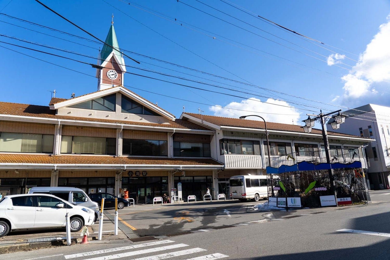 長野県小海町『桔梗家』がある野辺山駅
