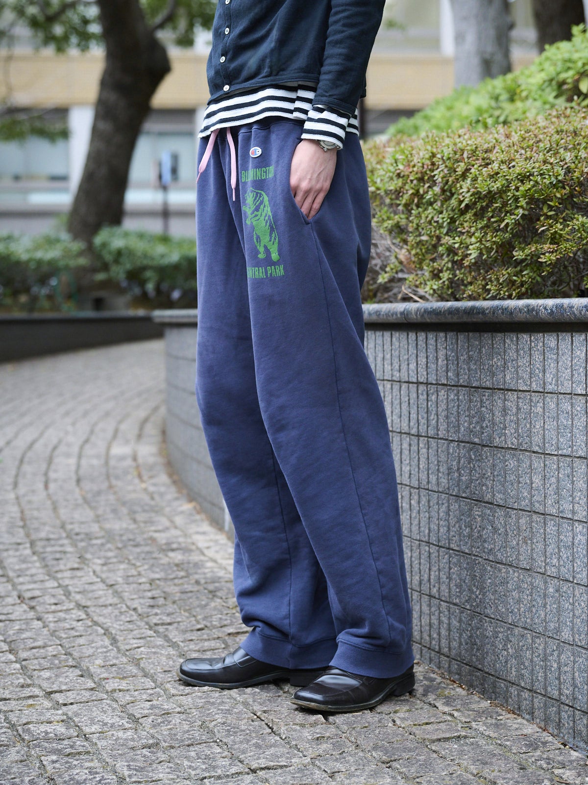 古着のパンツのサイド