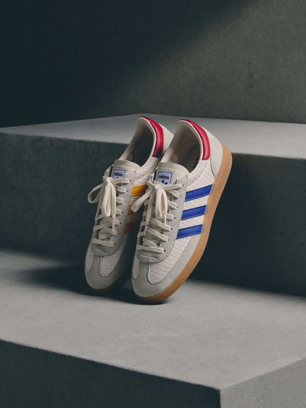 Handball Spezial - White