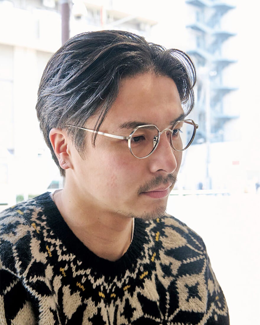 9916モデルの眼鏡