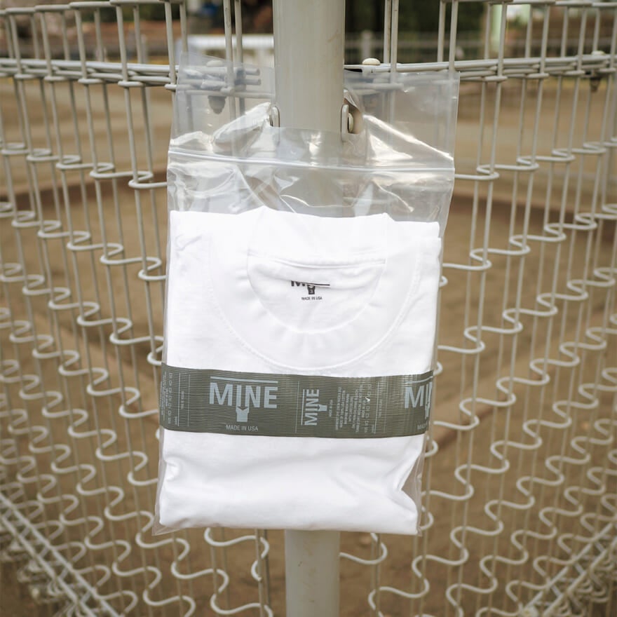 MINEの白T