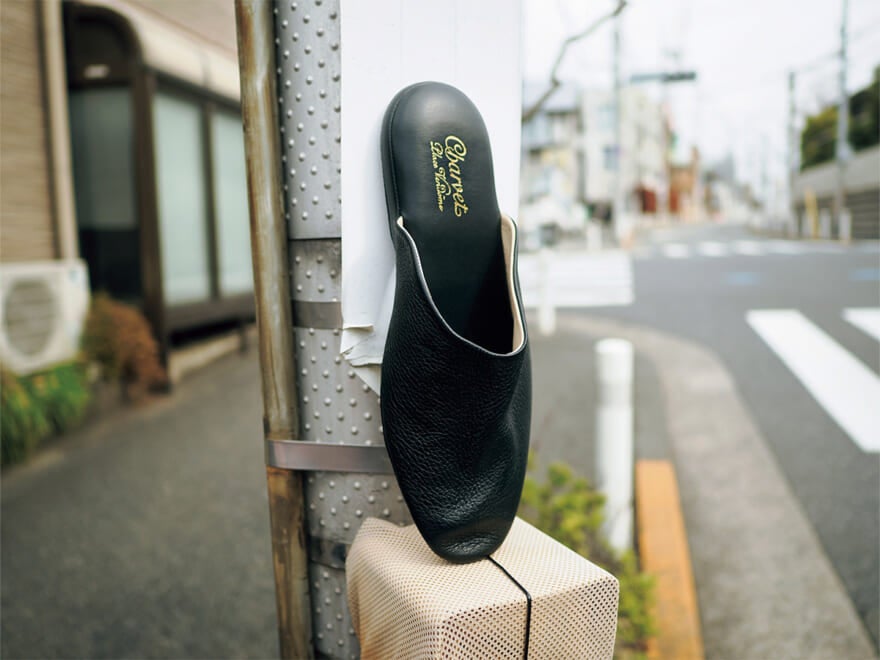 Charvetのレザースリッパ