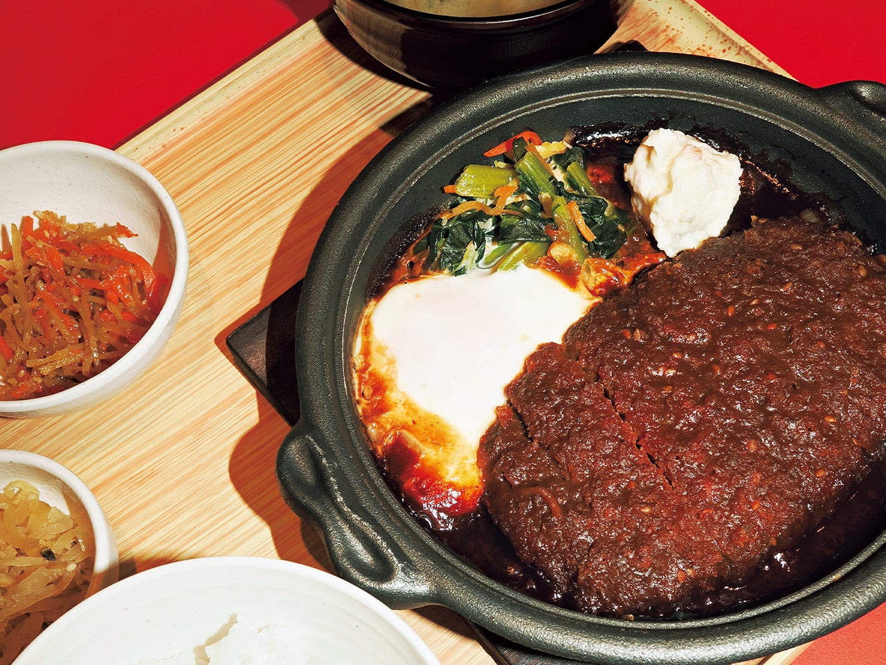 芸人・ジャンボたかおが愛する「味噌かつ煮定食」。下積みメシには嬉しい“おかわり自由”の一軒で、自分に課しているミッションとは？
