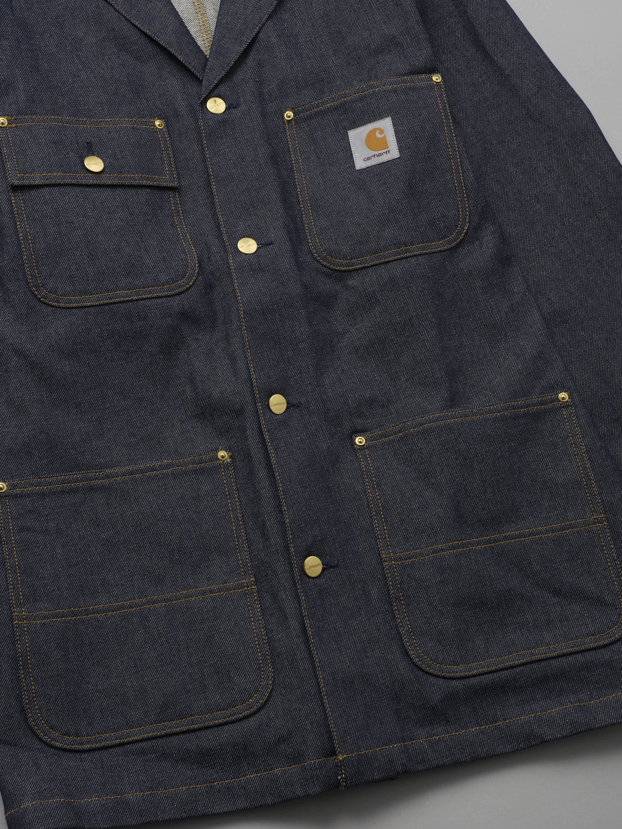 カーハート WIPのAden Chore Coat - Blue (rigid)のボタン