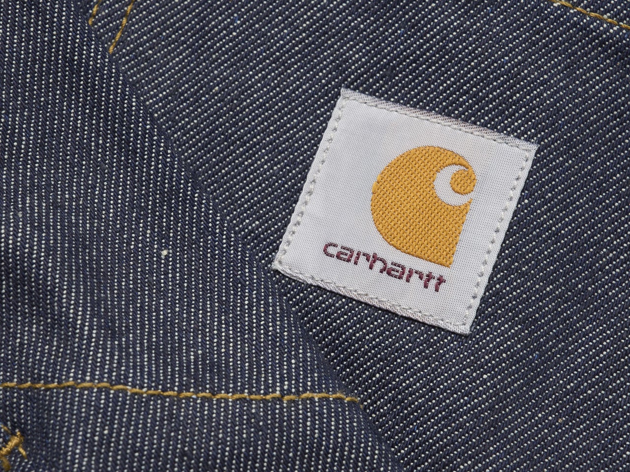 【カーハート WIPの裏名品】定番チョアコート“じゃないほう”は着るだけで今っぽくなるデニムジャケットを！／Aden Chore Coat – Blue (rigid)