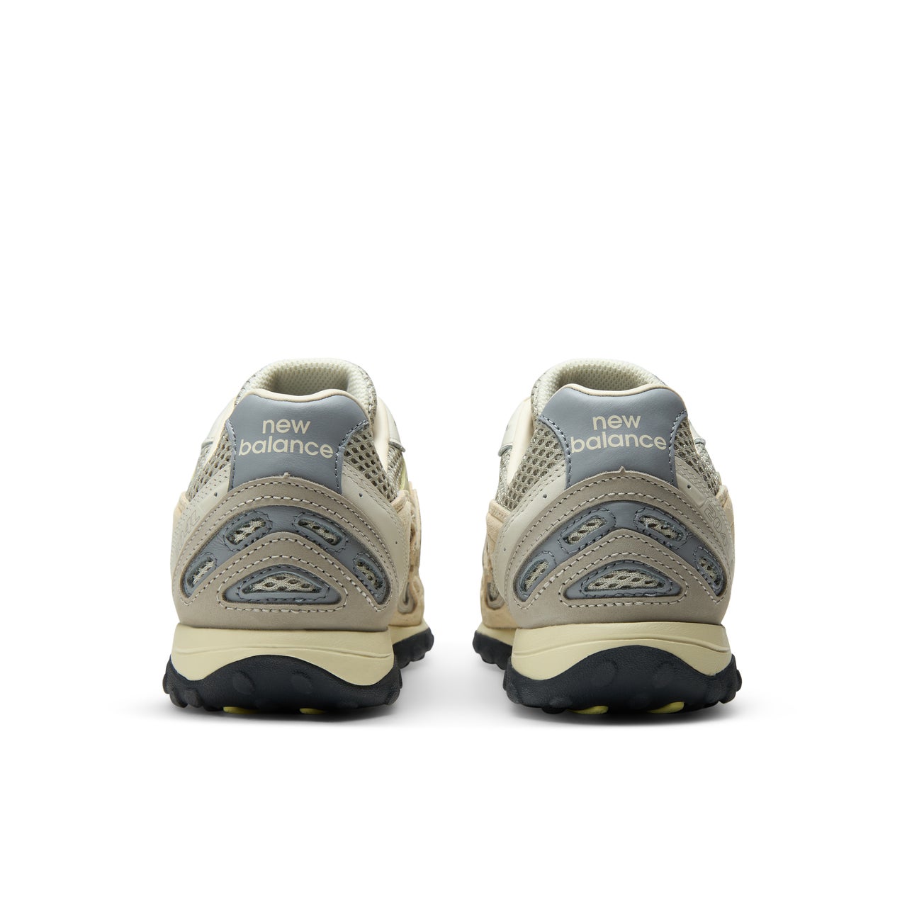 AURALEE × New Balance 204L アイボリー 踵