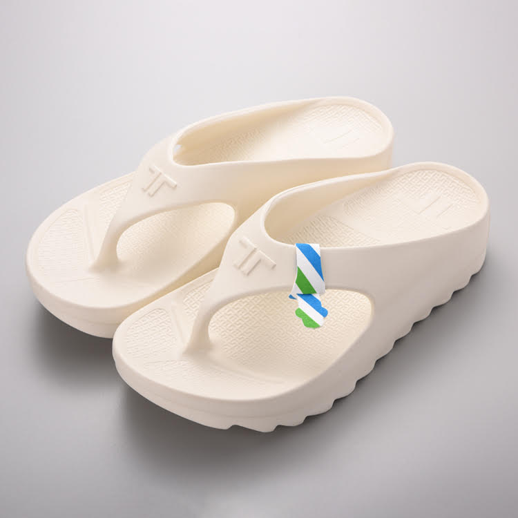 ファミリーマート&times;テリック リカバリーサンダル FamilyMart x TELIC W-FLIP SHARK