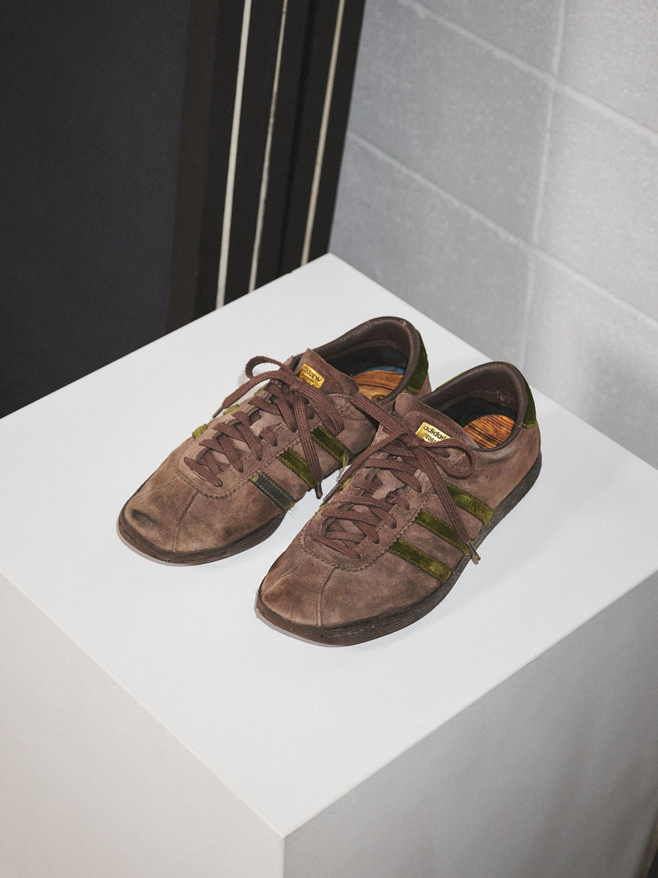 若手スタイリストのベストバイ＿adidas x atmos TOBACCO &ldquo;Nenrin&rdquo;