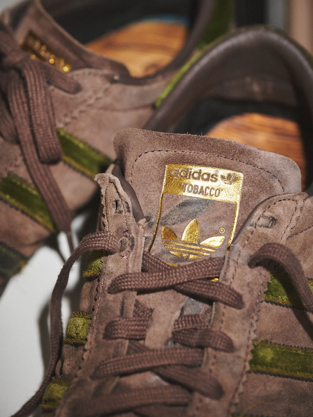 若手スタイリストのベストバイ＿adidas x atmos TOBACCO &ldquo;Nenrin&rdquo;シュータン