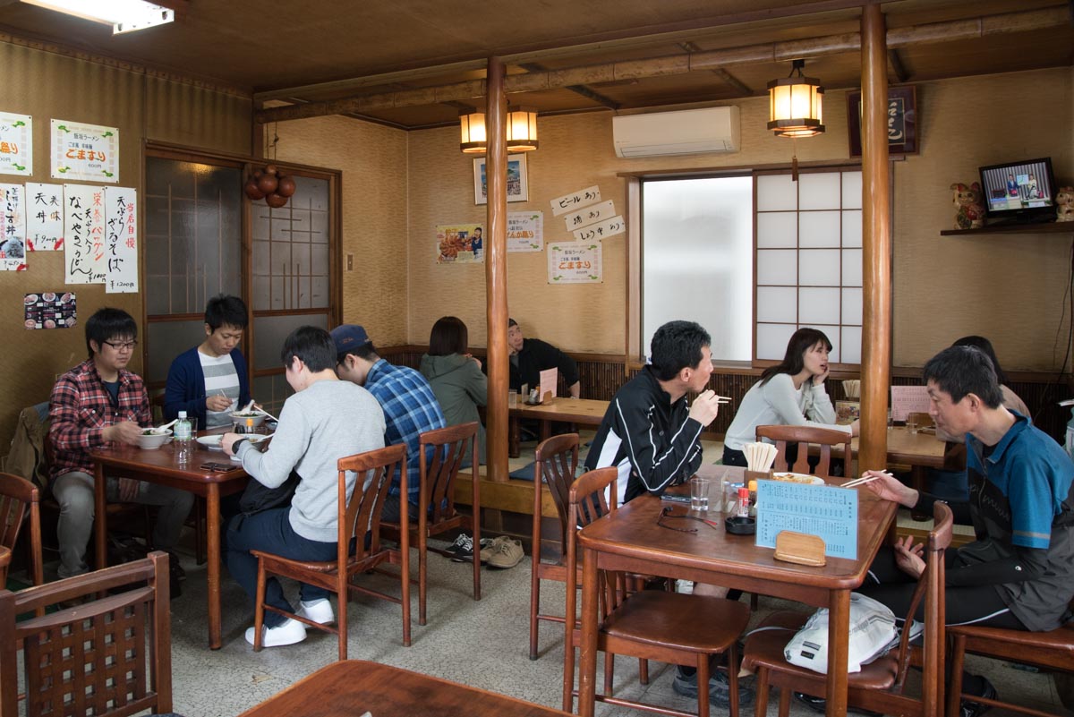 福島県福島市『保原屋食堂』内観
