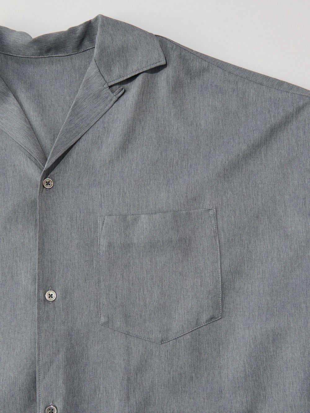 フレッシュサービスの涼しいシャツ／COOLFIBER OPEN COLLAR L/S SHIRTの胸ポケット