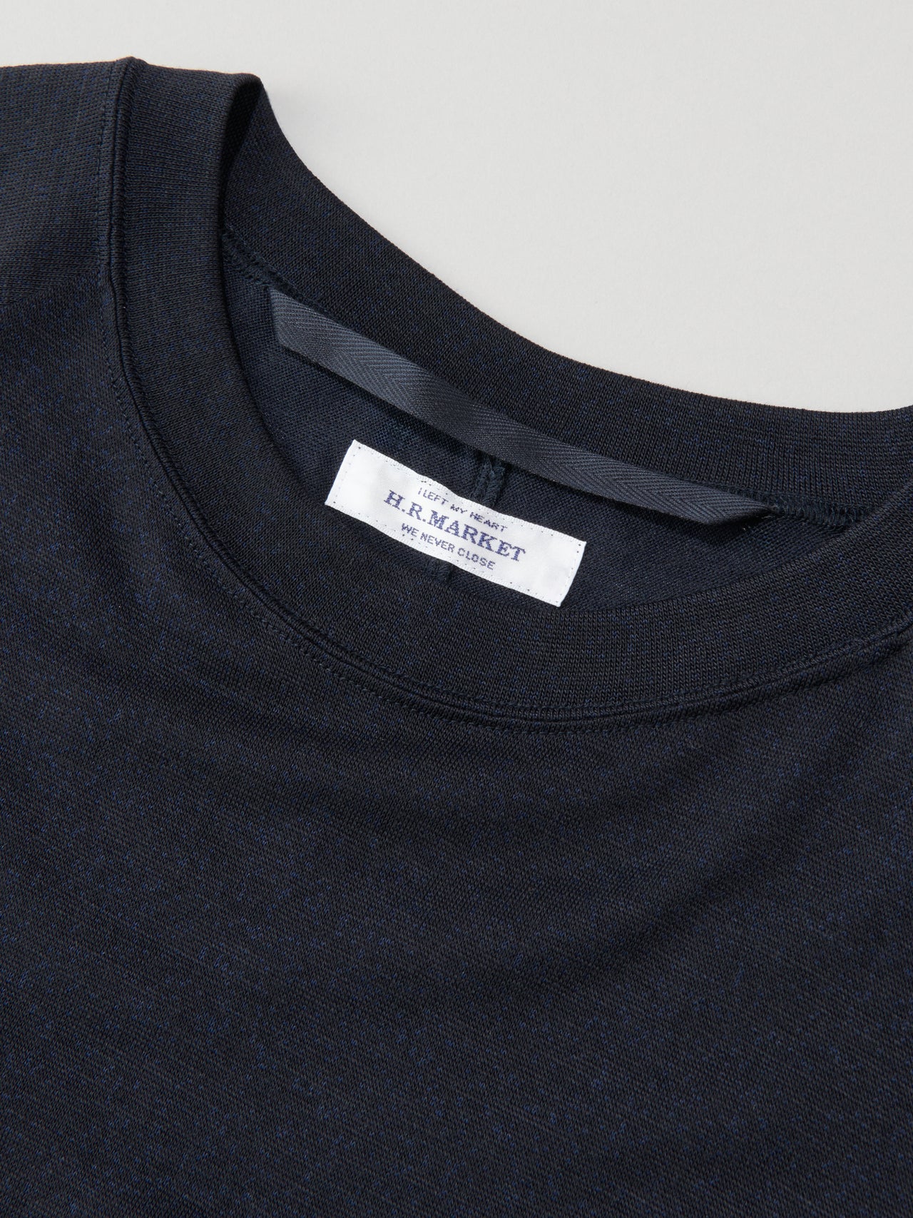 ハリウッドランチマーケットのTシャツのタグ