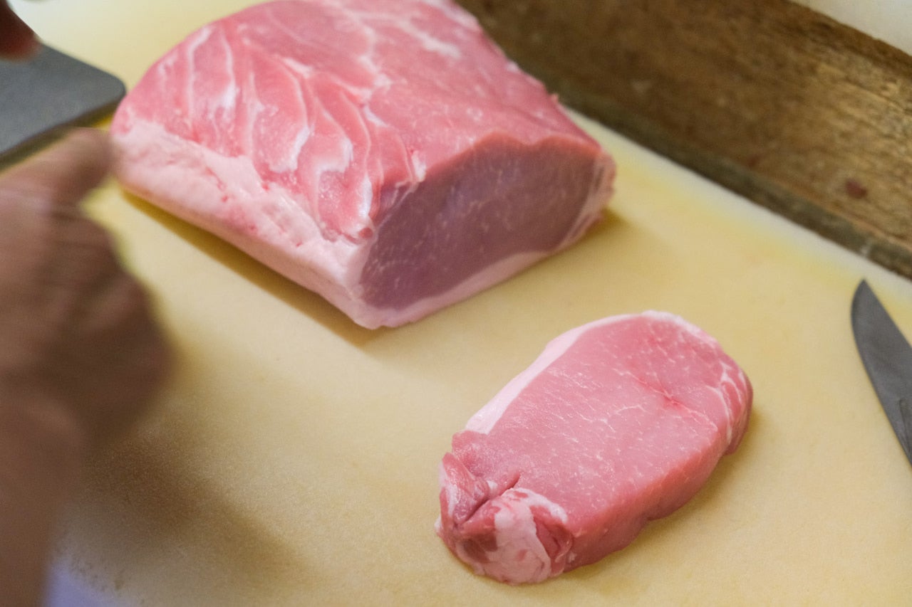 埼玉県寄居町『今井屋』、カツライスにはロース肉を使っている