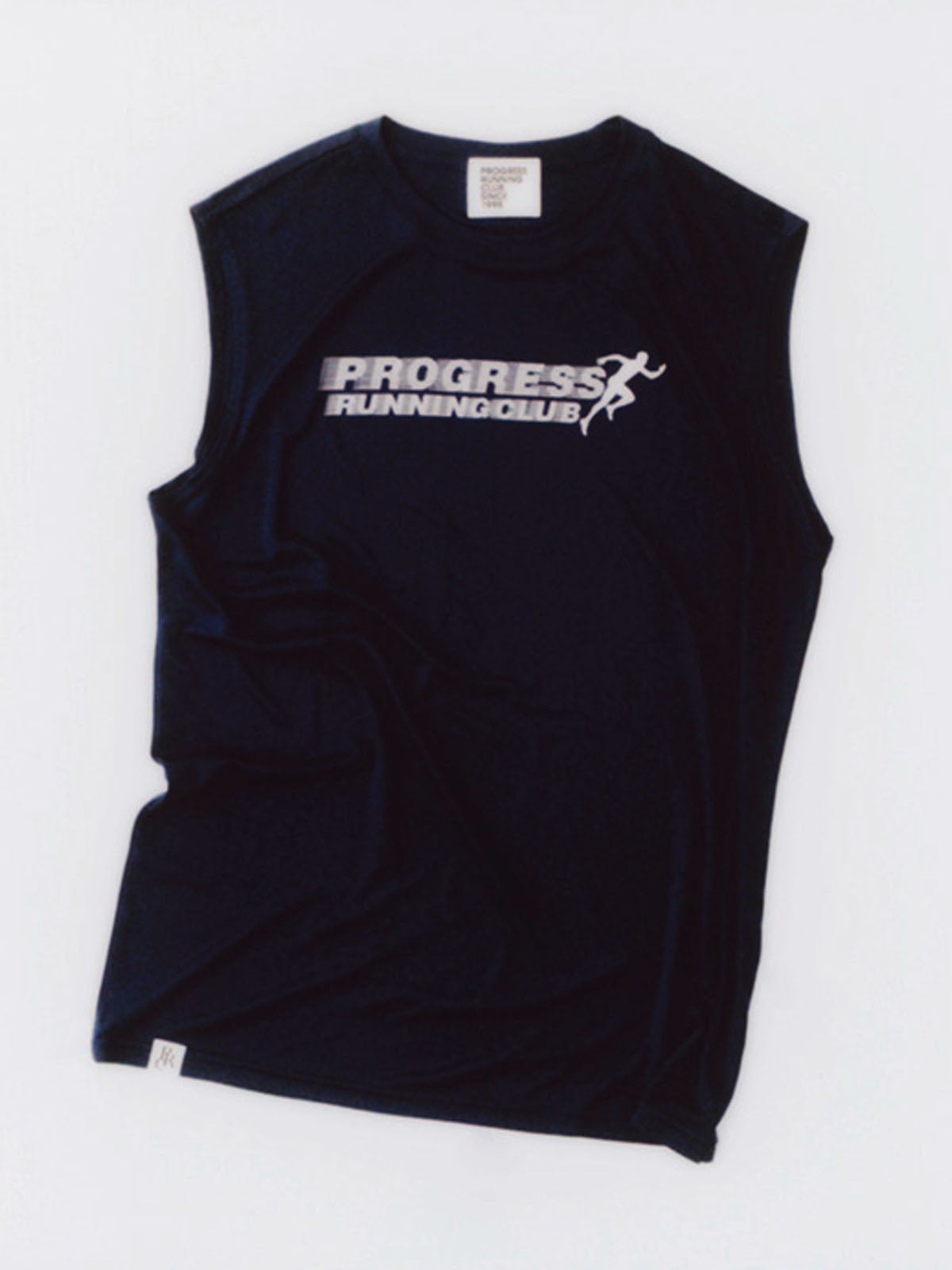 PROGRESS RUNNING CLUBのノースリーブシャツ