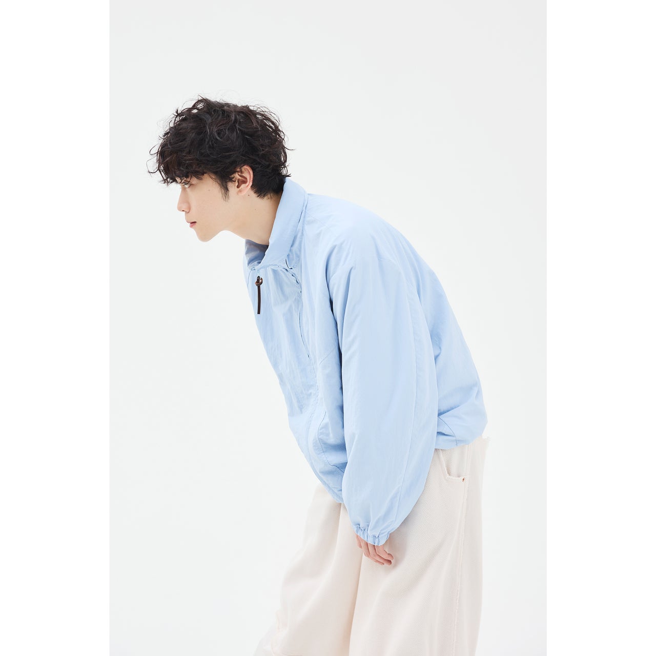 ラフなのに、どこか品がある。雰囲気づくりができるショートマッシュパーマ【東京最旬ヘアカタログ】full