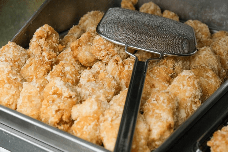 東京都中野区『野方食堂』ここ数年で看板料理となった唐揚げ