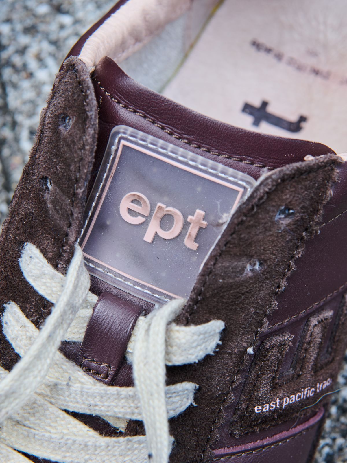『ept』スニーカー　シュータン