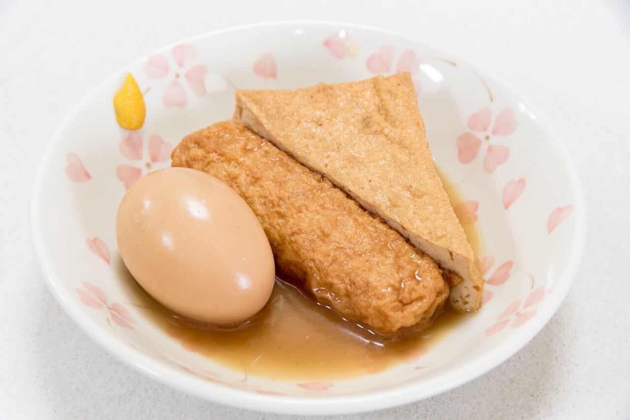 大分県豊後高田市『大寅屋食堂』煮汁がしっかり染まった3品盛り