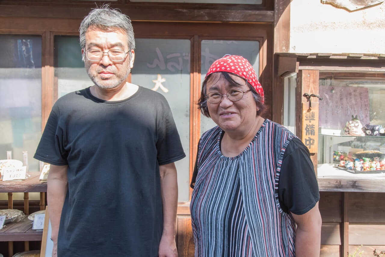 大分県豊後高田市『大寅屋食堂』三代目の山本勝一さんと靖子さんご夫婦