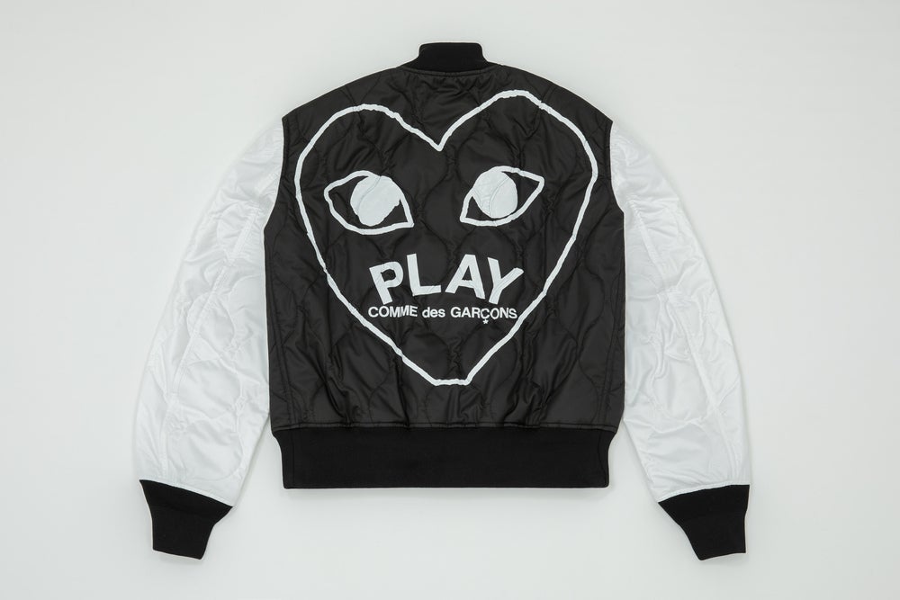 PLAY COMME des GARÇONS (プレイ・コム デ ギャルソン)キルティングジャケット バック