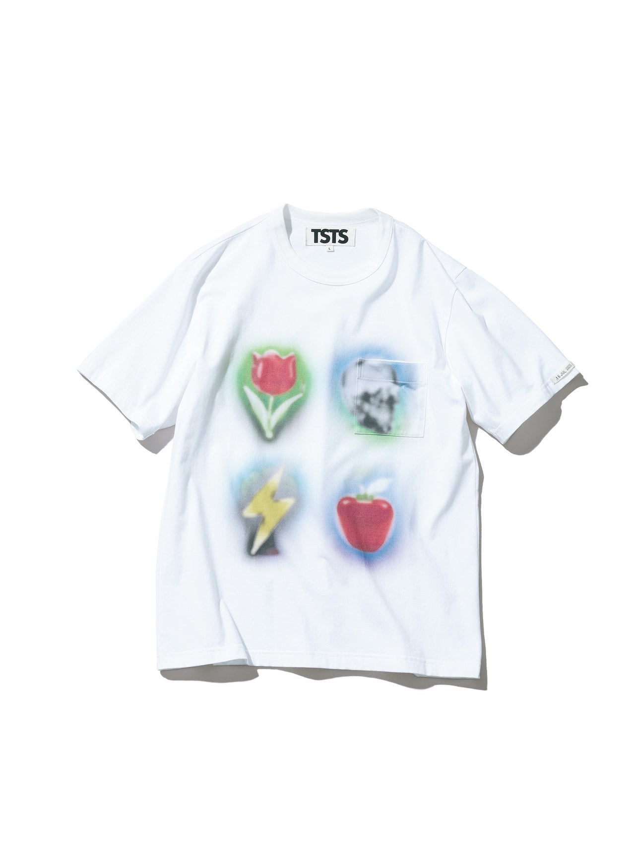 ティーエスティーエスのTシャツ