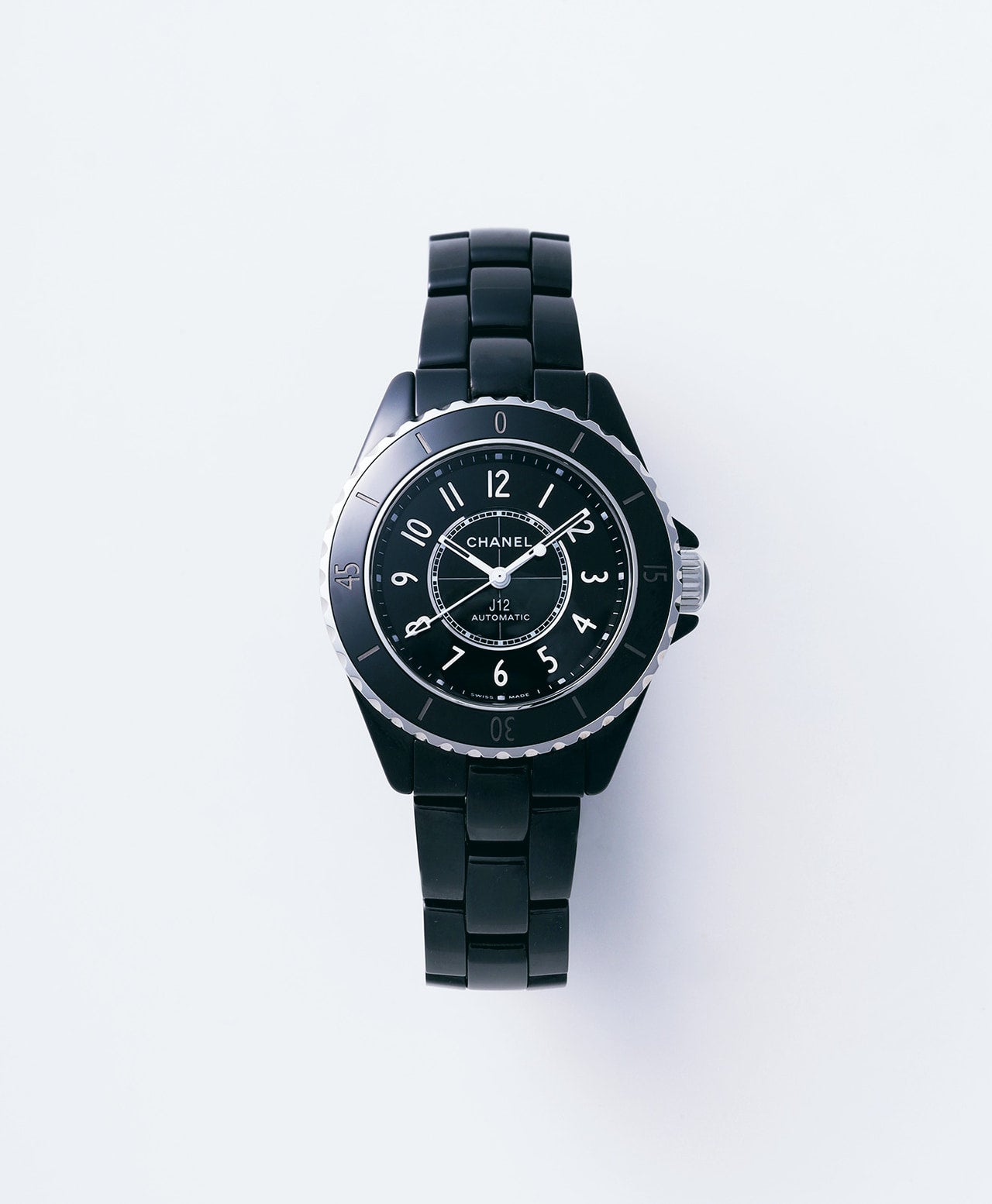 CHANELのウォッチ「J12 CALIBER 12.2」