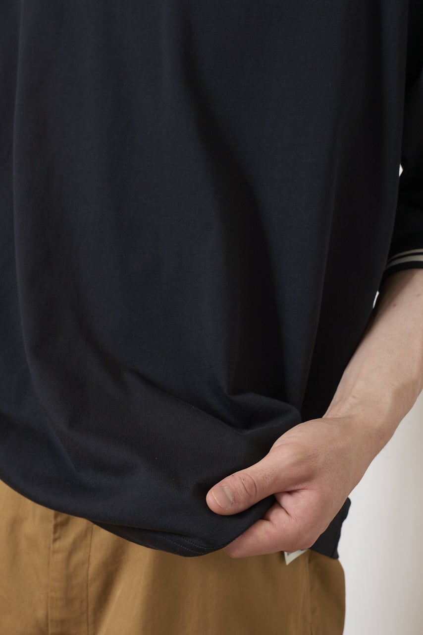 ユニクロ最新コラボ/UNIQLO F.RISSO(ユニクロ エフ・リッソ)/サマーカプセルコレクション2026のスーピマコットンオーバーサイズTシャツの素材感寄り