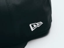 “ムラスポ”で発掘した「涼しいニューエラ」、黒ゴアテックス...オシャレな人の「愛用キャップ」10選を正解着こなしつきで！