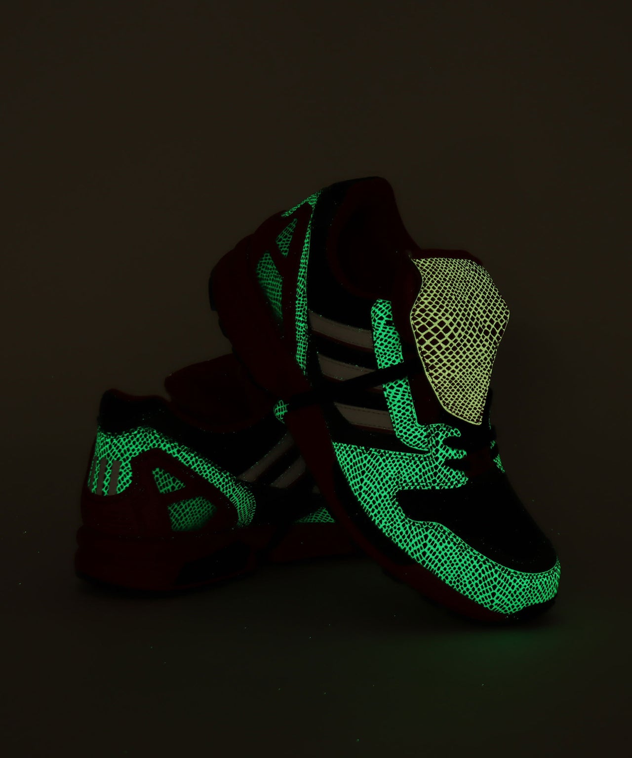 adidas Originals ZX 8000 atmos G-SNK12 "Predator" KV
