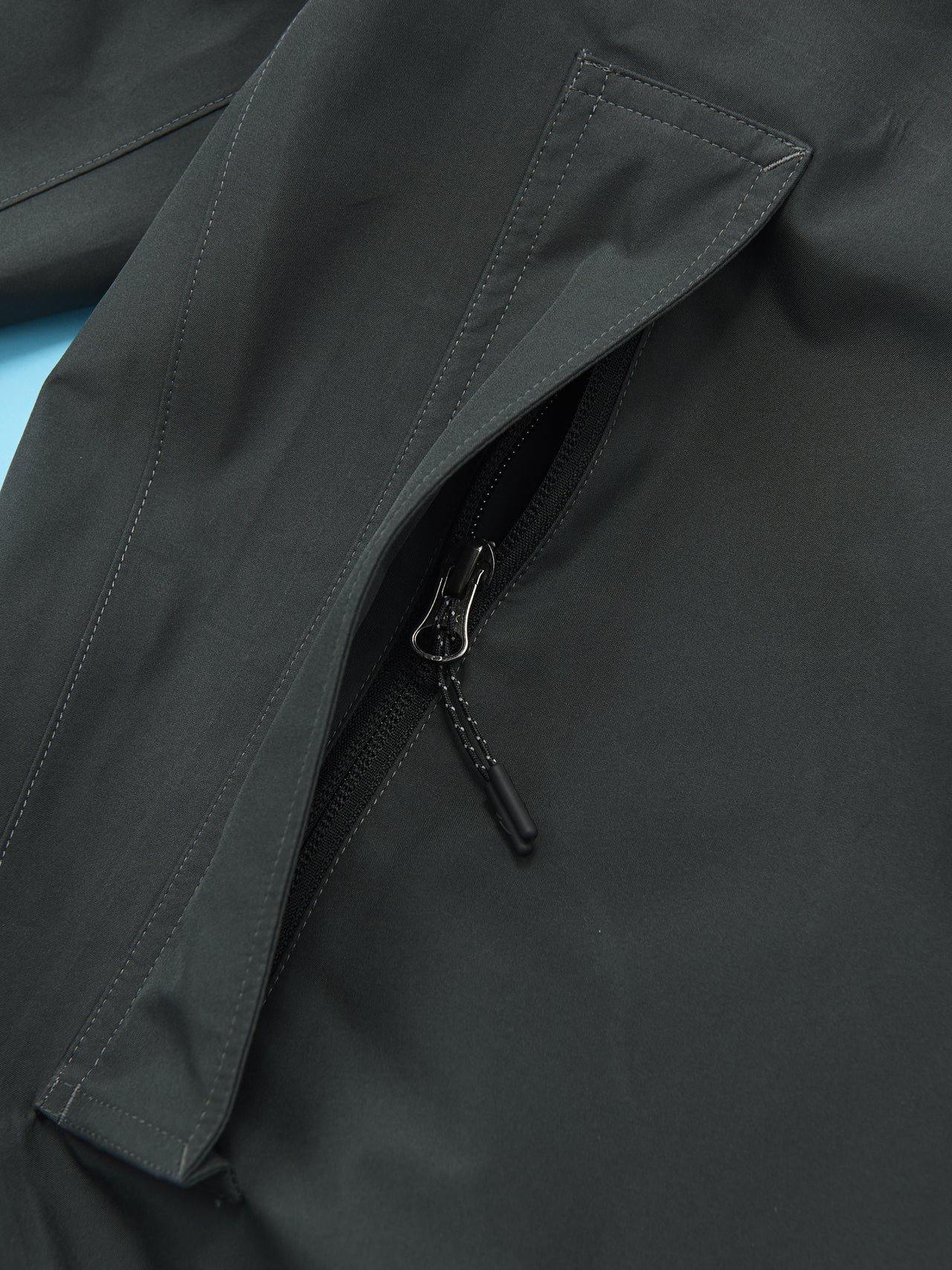 ミズノ&times;マーガレット・ハウエル、GORETEX JACKET、ポケット